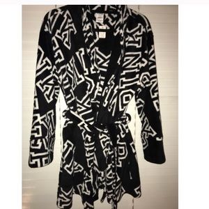 PINK BLACK AND WHITE ROBE